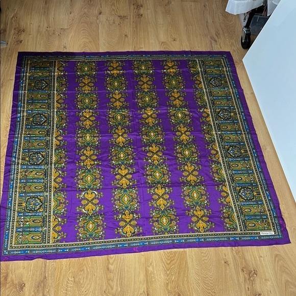 Christian Dior Rare Vintage 55” x 53” Extra Large Silk Shawl Wrap Scarf - Picture 2 of 13